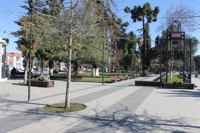 ArchDaily publica galería de la Plaza de pesaje San Francisco de Mostazal